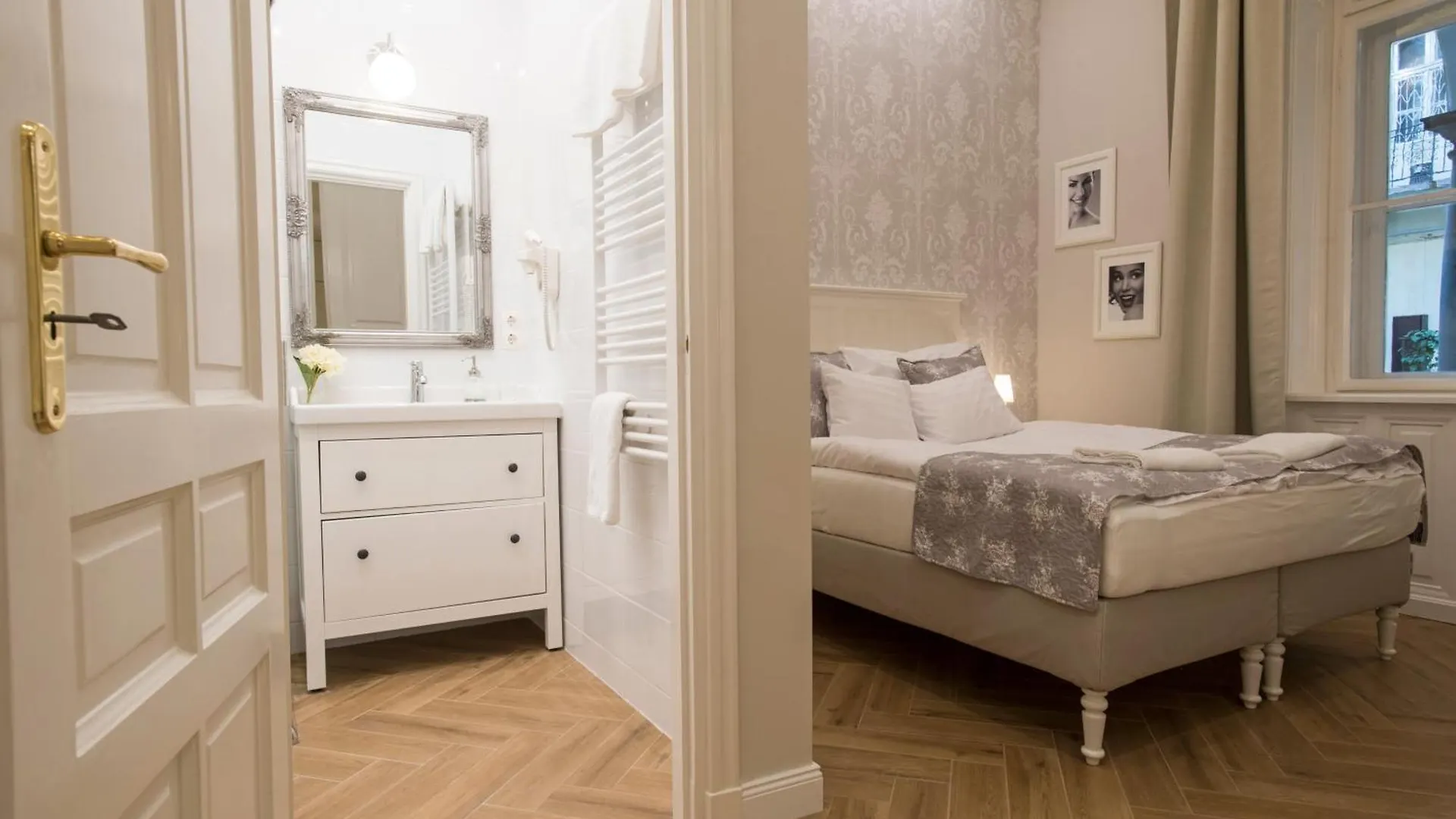 Serenity Boutique Budapest Bed & Breakfast