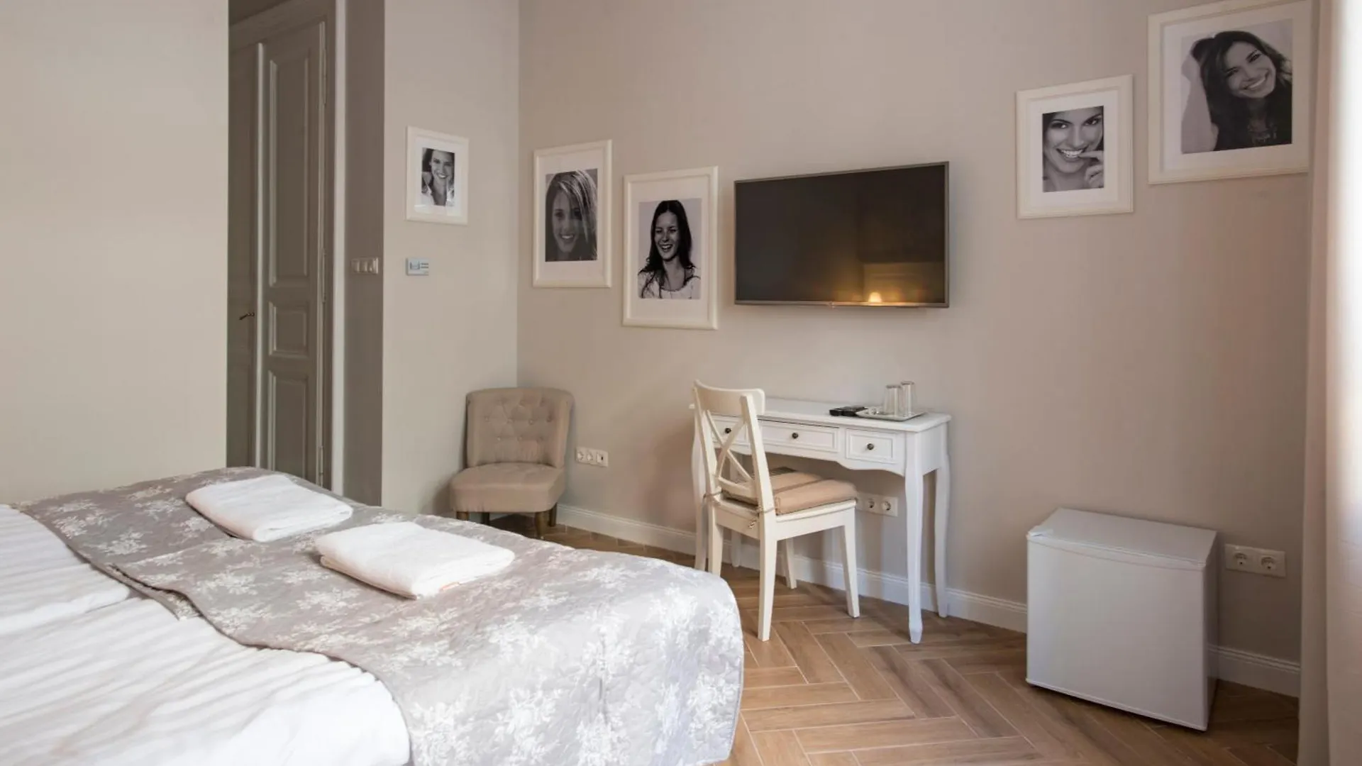 Serenity Boutique Budapest 4*,  Hungary